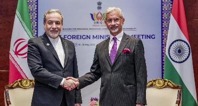 Meeting between the Foreign Ministers of Iran and India on the Sidelines of the BRICS Summit in New Delhi
